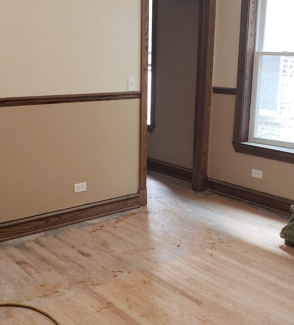 Refinishing woodfloors7