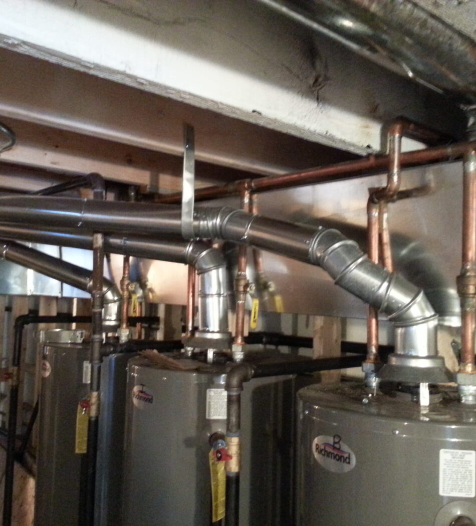 Water tank installation